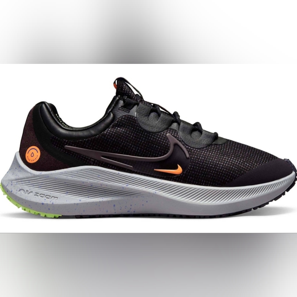 Wmns Zoom Winflo 8 Shield 'Black Atomic Orange' Size 6.5